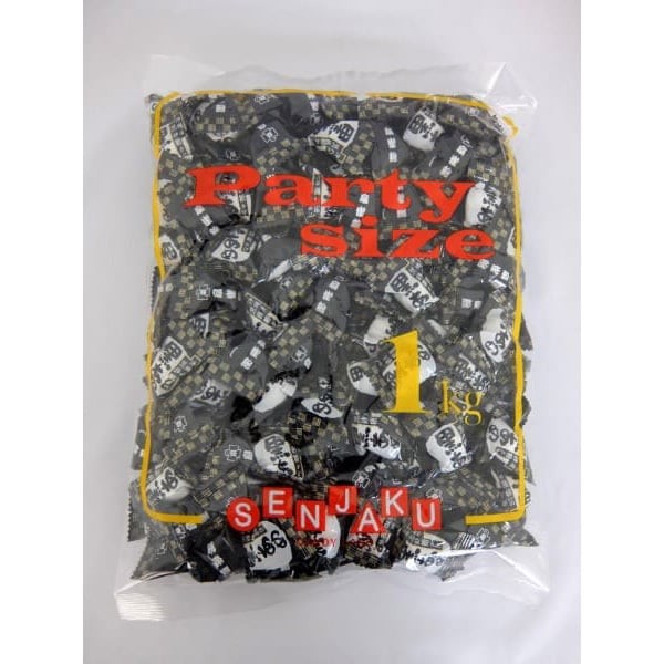 Senjakuame Honpo Kuro Ame 1kgCharacteristics: Brown sugar from Okinawa is used for the dough candy C