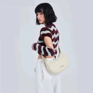 BAGSMARTกระเป๋าสะพายข้างผู้หญิงแฟชั่น Casual Dumpling Sling Bag Commuter Sport Messenger Bag