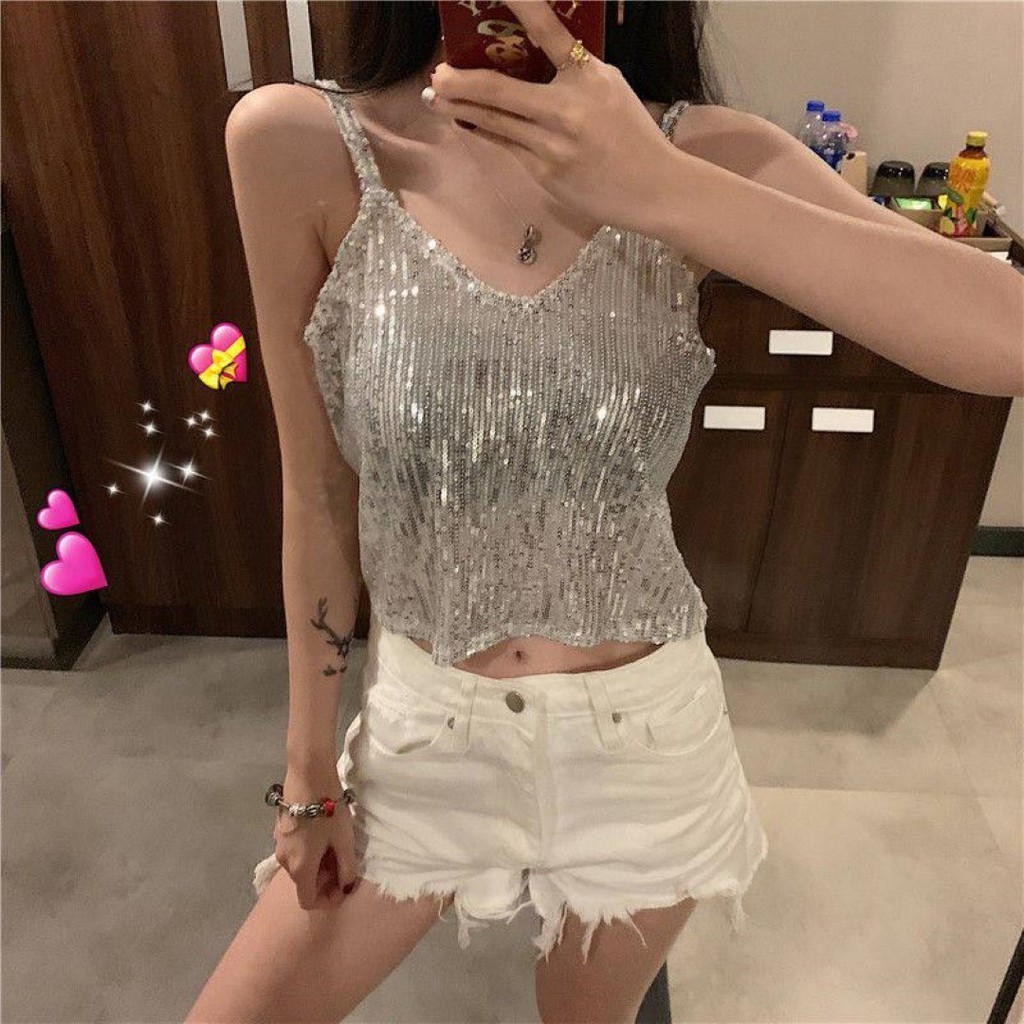 เสื้อสายเดี่ยวแฟชั่นคอวี ปักเลื่อมระยิบระยับ แนวเซ็กซี่ ฮิตล่าสุด ราคาถูก ใส่สบาย