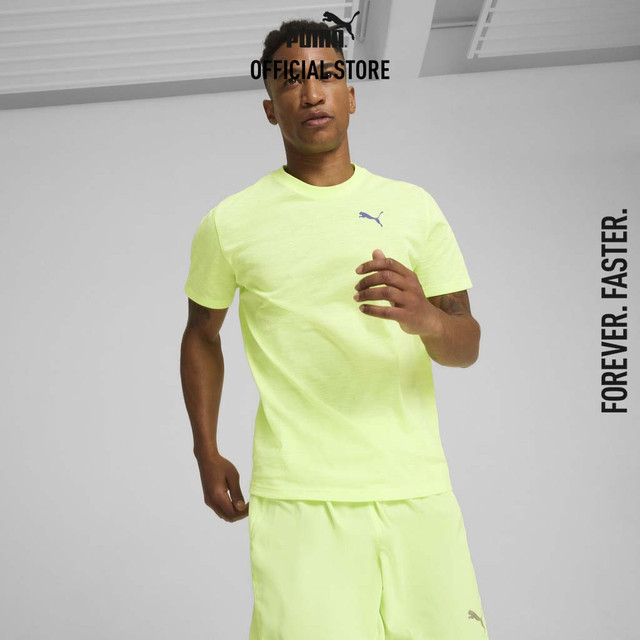 PUMA RUNNING - เสื้อยืดผู้ชาย Graphic สีเหลือง 52586234