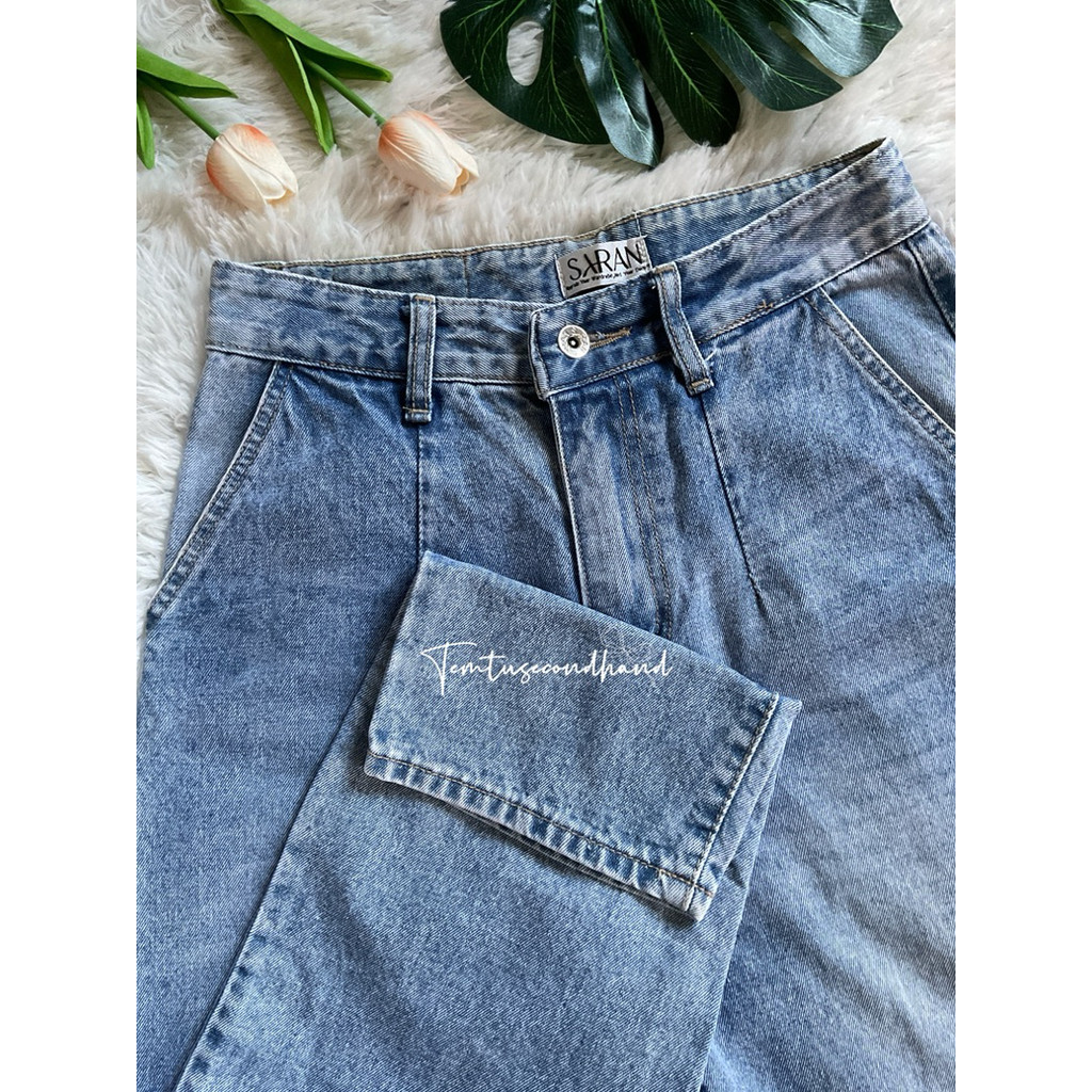 กางเกงยีนส์ Saran ทรงบอลลูนจีบสีอ่อน SR071 (มือสอง)