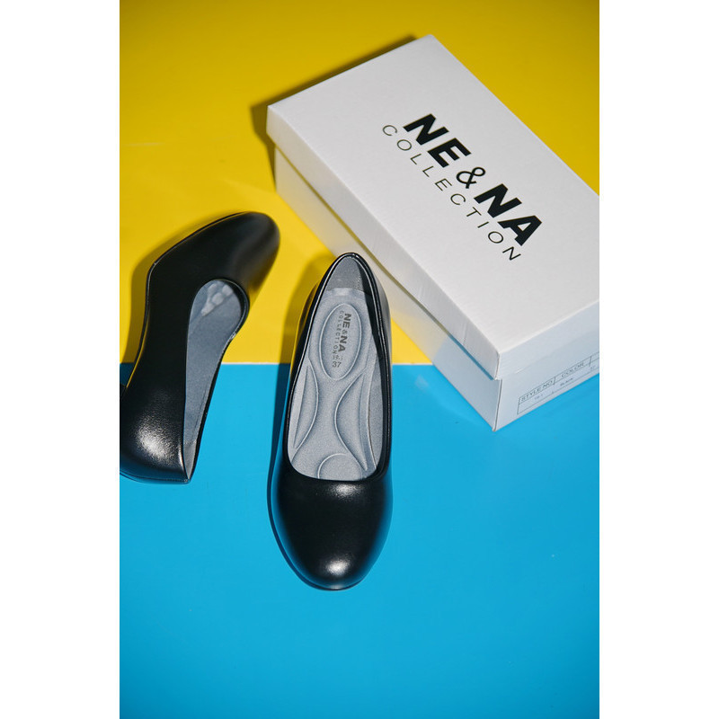 รองเท้าเเฟชั่นผู้หญิงเเบบคัชชูทำงานส้นปานกลาง No. 19-1 NE&NA Collection Shoes