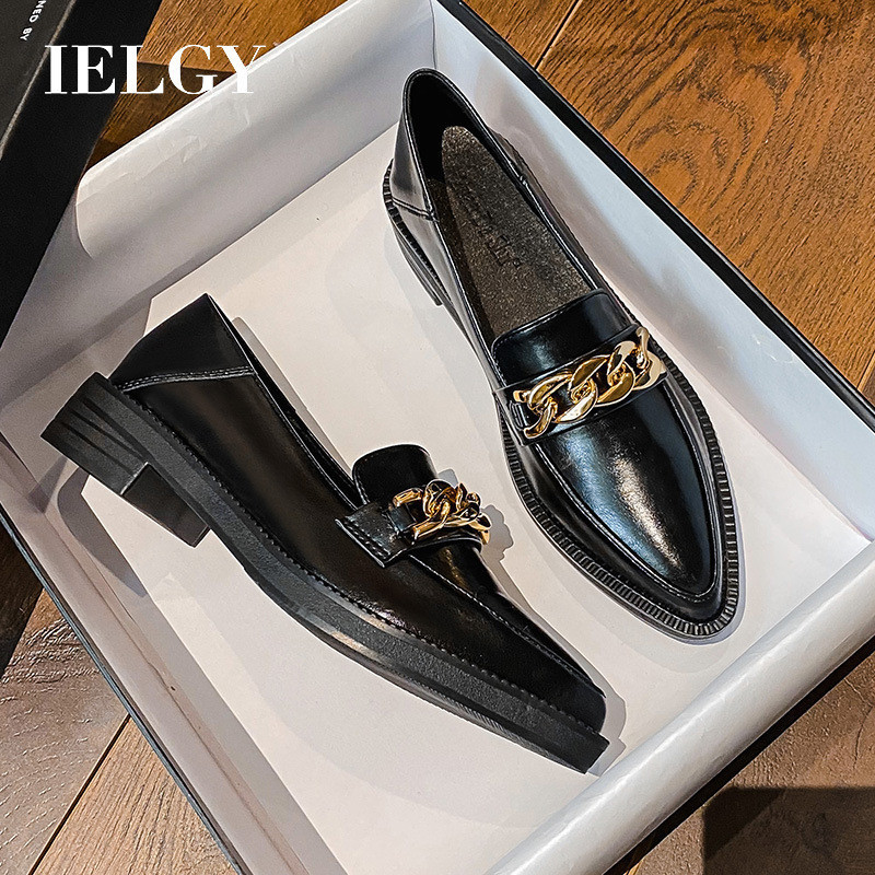 IELGY รองเท้าหนังรองเท้าผู้หญิงสไตล์อังกฤษ 2025 ใหม่อเนกประสงค์ระเบิด รองเท้าไม่มีส้น บวก ขนาด