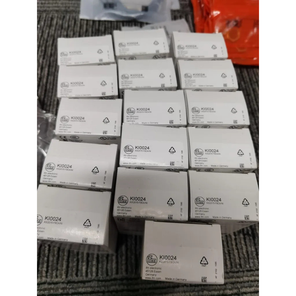 1 ชิ้น IFM เซ็นเซอร์คาปาซิทีฟใหม่ของแท้ KI0024 KIE2015-FBOA/NI