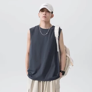 เสื้อกล้ามผู้ชายพอดีมาตรฐานที่สะดวกสบายสําหรับกิจกรรมการพักผ่อนในฤดูร้อน