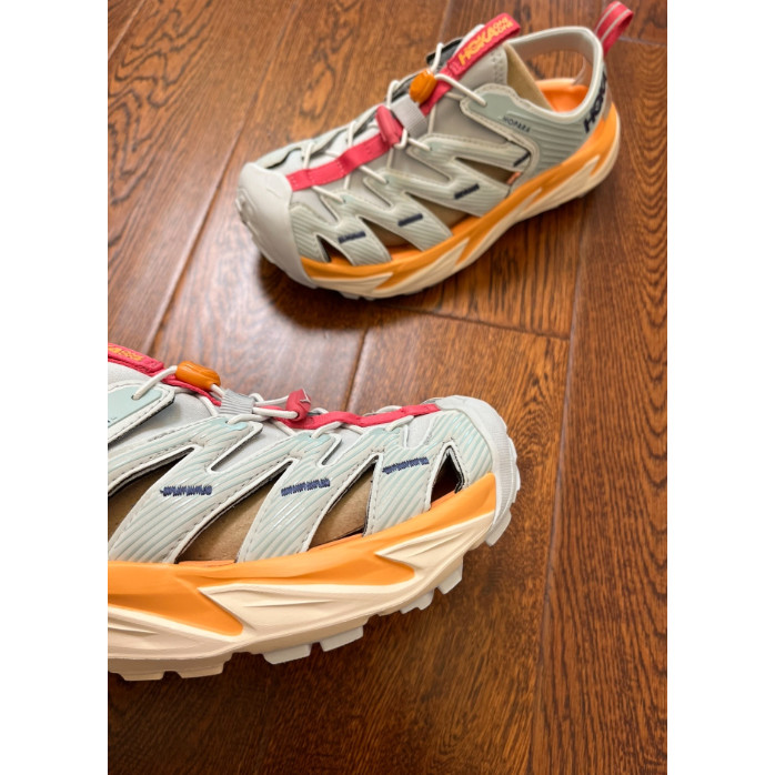 【จัดส่งที่รวดเร็ว】HOKA ONE ONE Hopara ป้องกันการลื่นไถล sandal 1123112-IFMO รองเท้าแตะ