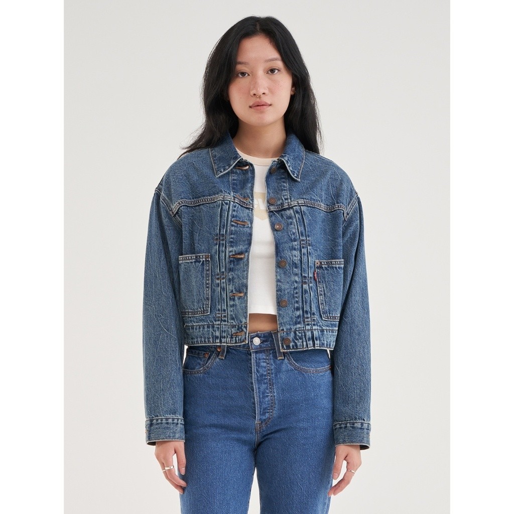 เสื้อแจ็คเกตยีนส์ Levi's® Women's Tailored '90s Trucker Jacket