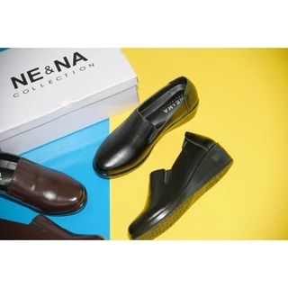 รองเท้าเเฟชั่นผู้หญิงเเบบคัชชูทำงาน Slip on ส้นเตี้ย No. 8886 NE&NA Collection Shoes