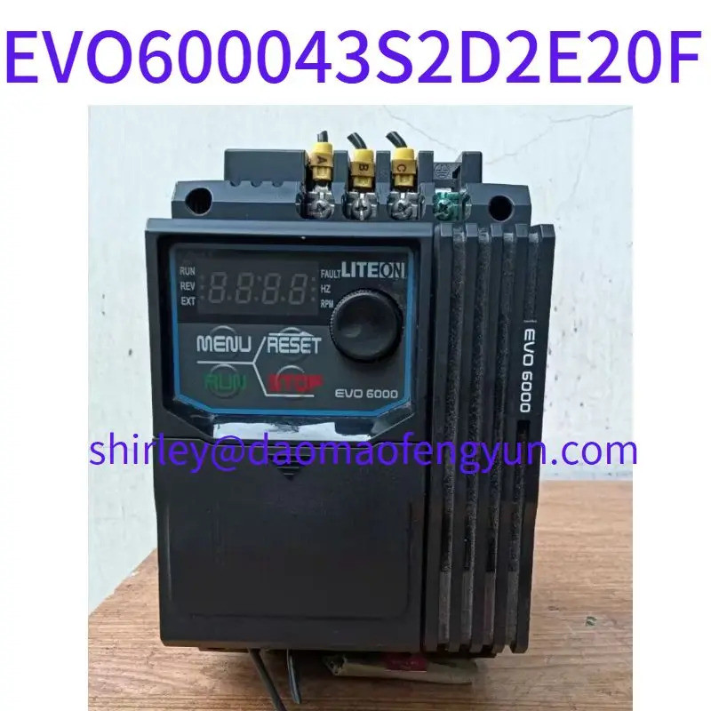 EVO600043S2D2E20F อินเวอร์เตอร์ที่ใช้แล้ว