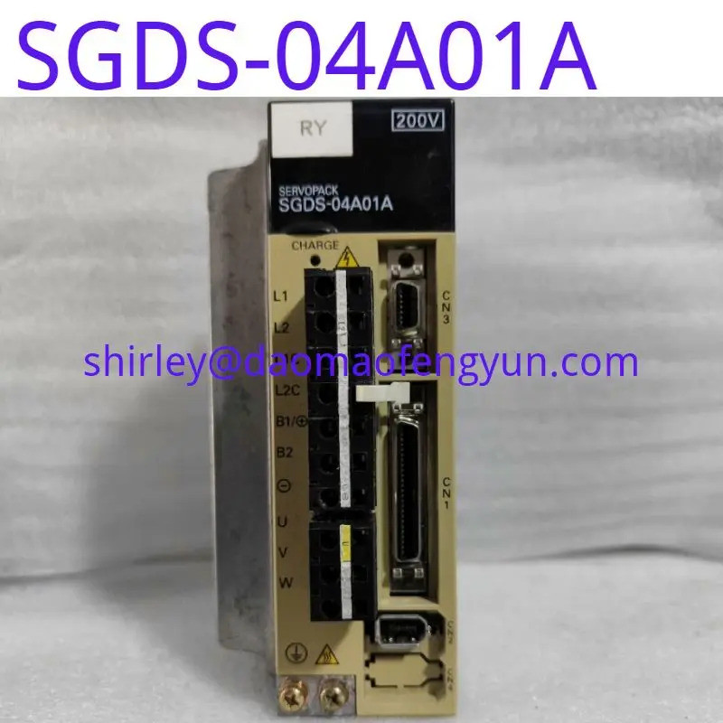 Used Servo driver  SGDS-04A01A