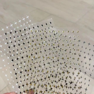 สติกเกอร์ติดเล็บ รูปวิ๊งๆ มี4สี ให้เลือก แผ่นละ 9 บาท พร้อมส่งในไทย