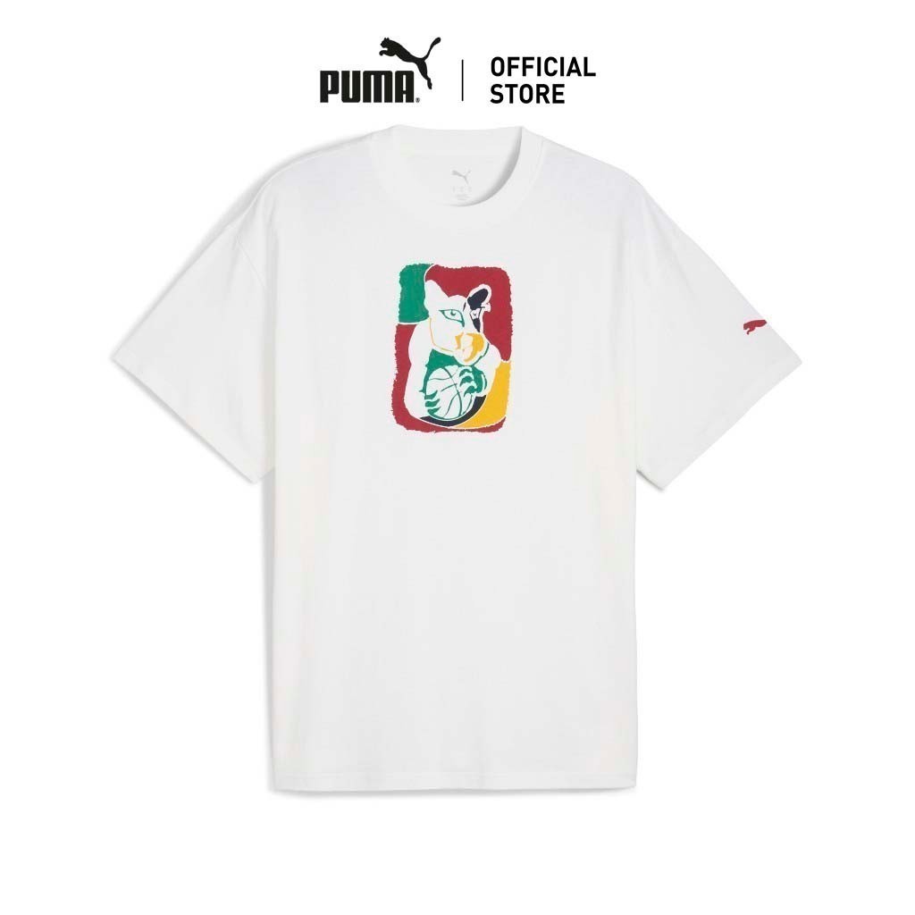 PUMA เสื้อยืดบาสเก็ตบอล Dylan Exhibit สำหรับผู้ชาย - 63067301