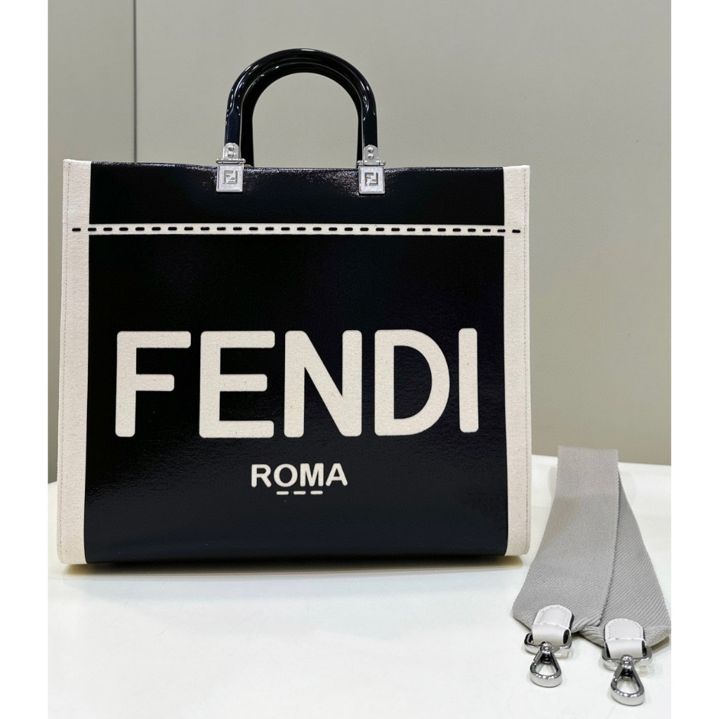 Pre order ราคา11400 Fendi เฟนดิ 8616 Tote Bag กระเป๋าหิ้ว หนังแท้ Size35.5*15*30cm