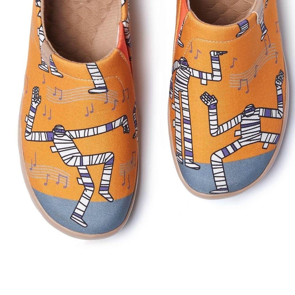 UIN ผู ้ หญิงแฟชั ่ นอียิปต ์ Journey รองเท ้ าผ ้ าใบทาสีผ ้ าใบ Slip-On รองเท ้ าเดินทางสุภาพสตรี