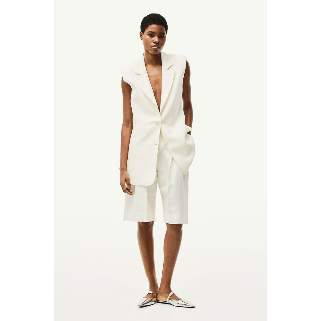 H&M Woman Linen-blend sleeveless blazer 1229359_1