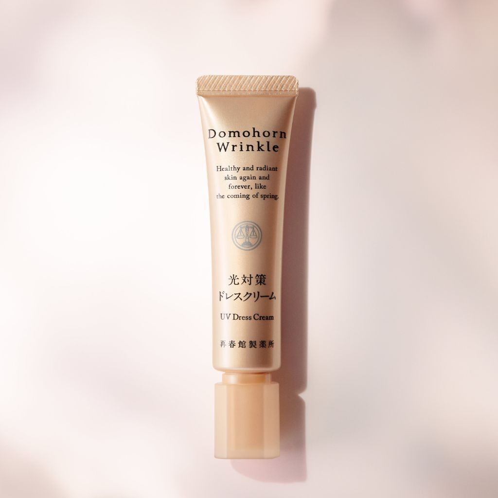 Domohorn Wrinkle UV Dress Cream (SPF50+/PA++++) โดโมฮอร์น ริงเคิล ยูวี เดรส ครีม ครีมกันแดด