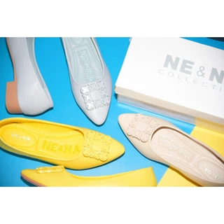 รองเท้าเเฟชั่นผู้หญิงเเบบคัชชูส้นเตี้ย No. 44-8 NE&NA Collection Shoes