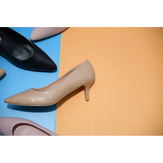 รองเท้าเเฟชั่นผู้หญิงเเบบคัชชูส้นปานกลาง No. 10-8 NE&NA Collection Shoes