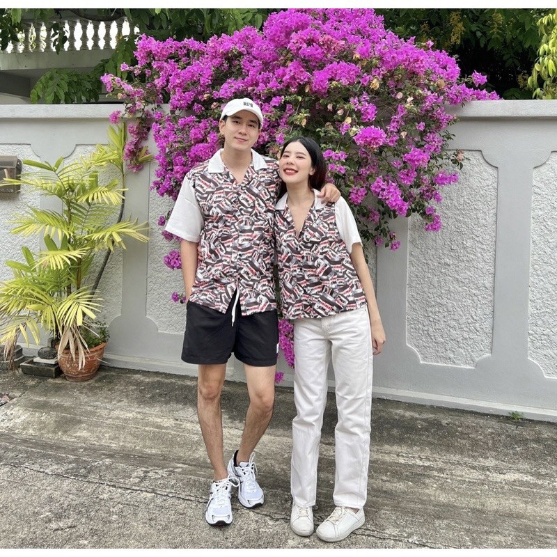 ใช้โค้ดลด 30% ได้ Minimal Choco O’clock เสื้อเชิ้ตแขนสั้น