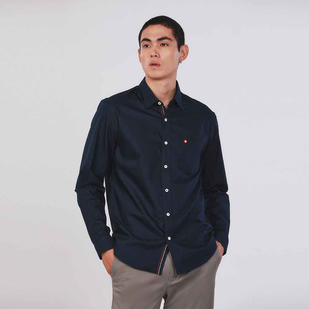 John Henry เสื้อเชิ้ตผู้ชายแขนยาว ทรงเข้ารูป รุ่น JH S224MSLSM47 - สีกรมท่า