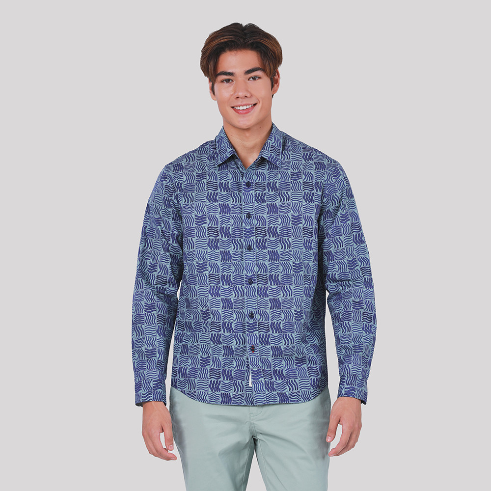 John Henry เสื้อเชิ้ตผู้ชายแขนยาว ทรงปกติ รุ่น JH S225MSLRG05 - สีกรมท่า