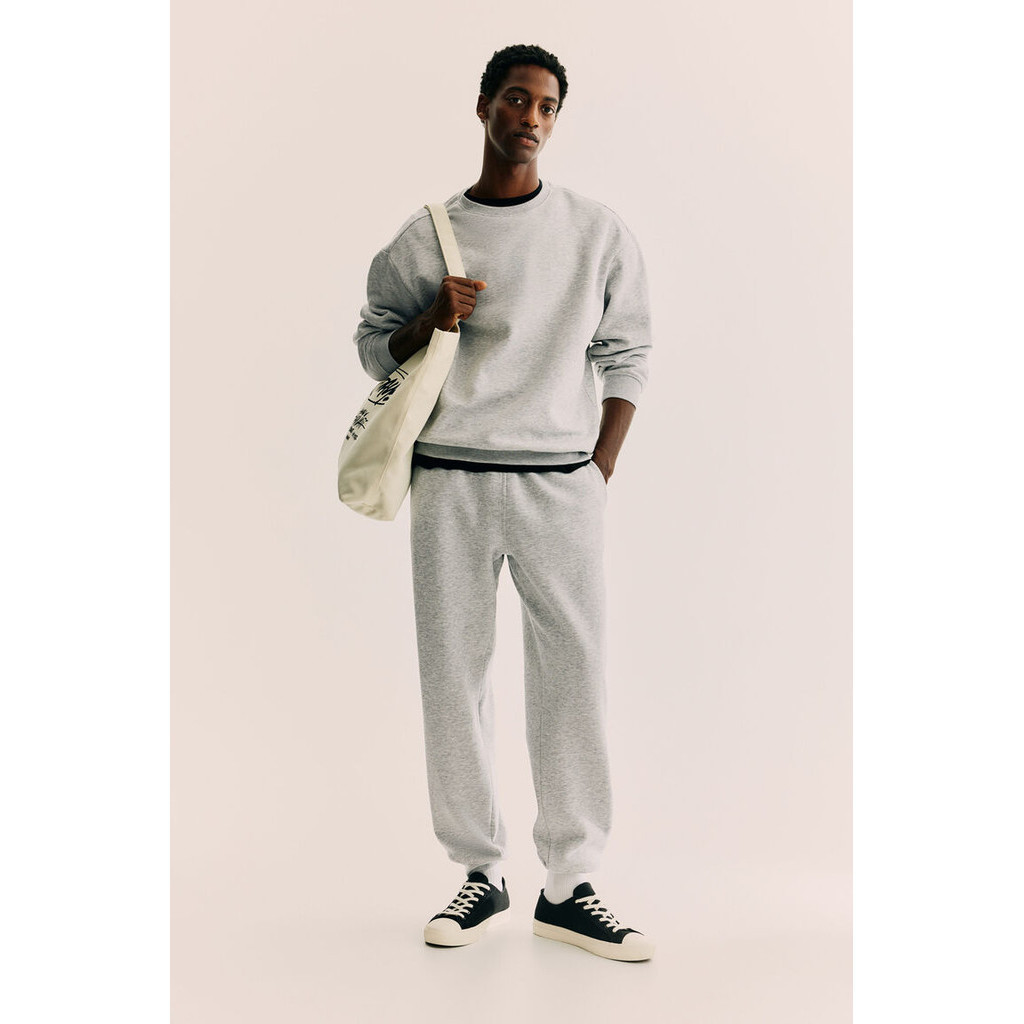 H&M Man Regular Fit Sweatpants 0970817_4
