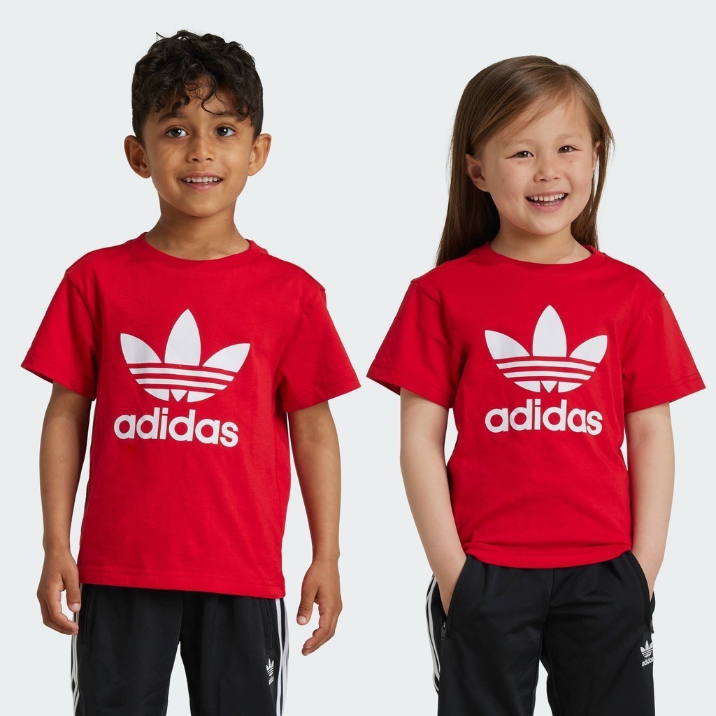 adidas ไลฟ์สไตล์ เสื้อยืด Adicolor Trefoil สำหรับเด็ก เด็ก สีแดง IY2387