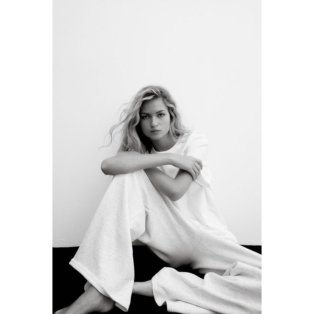 H&M(เอชแอนด์เอ็ม) กางเกงจ็อกเกอร์แบบกว้าง ผู้หญิง 1234729_1