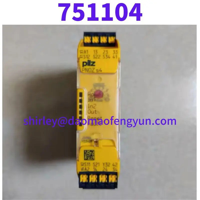 รีเลย์ความปลอดภัย PNOZ S4 C มือสอง 751104
