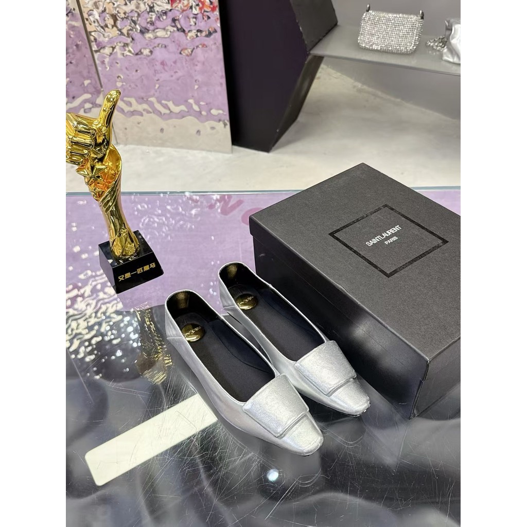 🌸 YSL  2025  รองเท้าบัลเล่ต์หนังแท้แบบเรียบง่ายสุภาพสตรีรองเท้าเดี่ยวแบบสบาย ๆ สำหรับสุภาพสตรี
