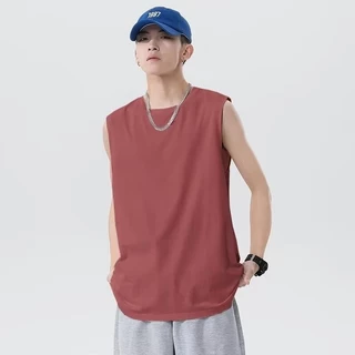 เสื้อกล้ามผู้ชายพอดีมาตรฐานที่สะดวกสบายสําหรับกิจกรรมการพักผ่อนในฤดูร้อน