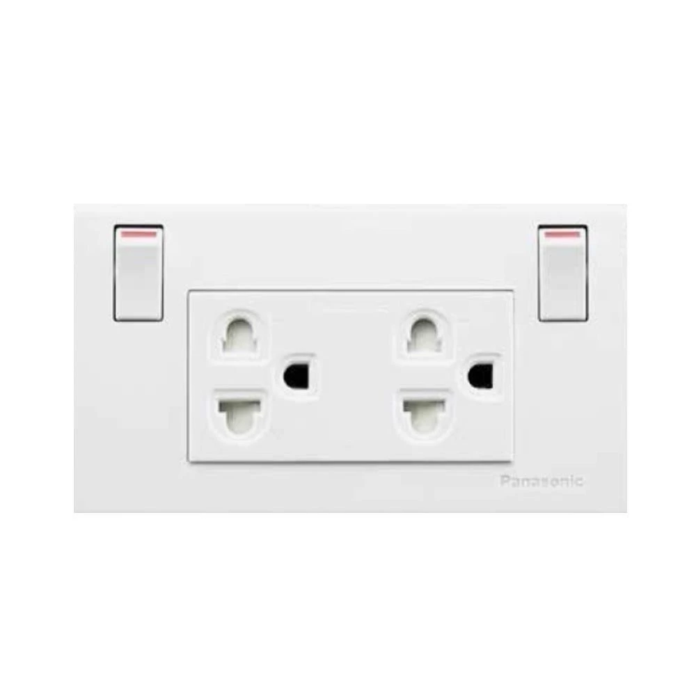 PANASONIC ชุดเต้ารับคู่พร้อมสวิตช์ควบคุม WEGP 1282 สีขาว จัดส่งโดย HomePro