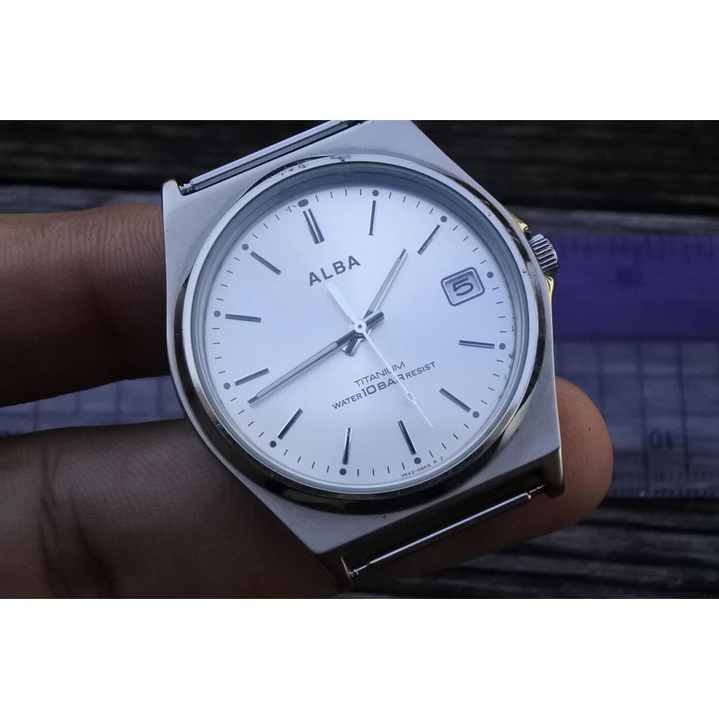 นาฬิกา Vintage มือสองญี่ปุ่น Alba Titanium VX42 0AE0 QUARTZ ผู้หญิง ทรงกลม กรอบเงิน หน้าเทา 37มม ตัว