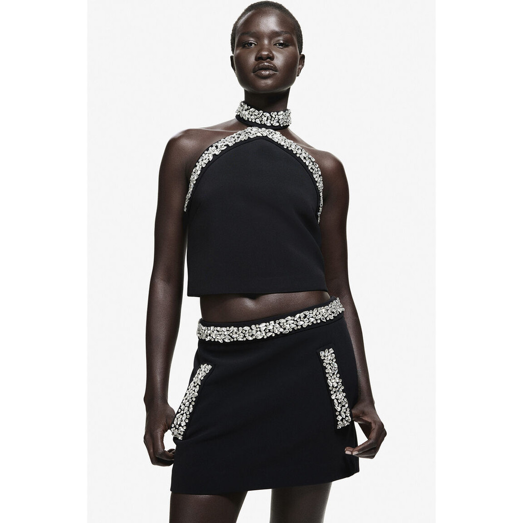H&M(เอชแอนด์เอ็ม) เสื้อแขนคอฮาล์ทประดับด้วยคริสตัล rhinestone ผู้หญิง 1260045_1