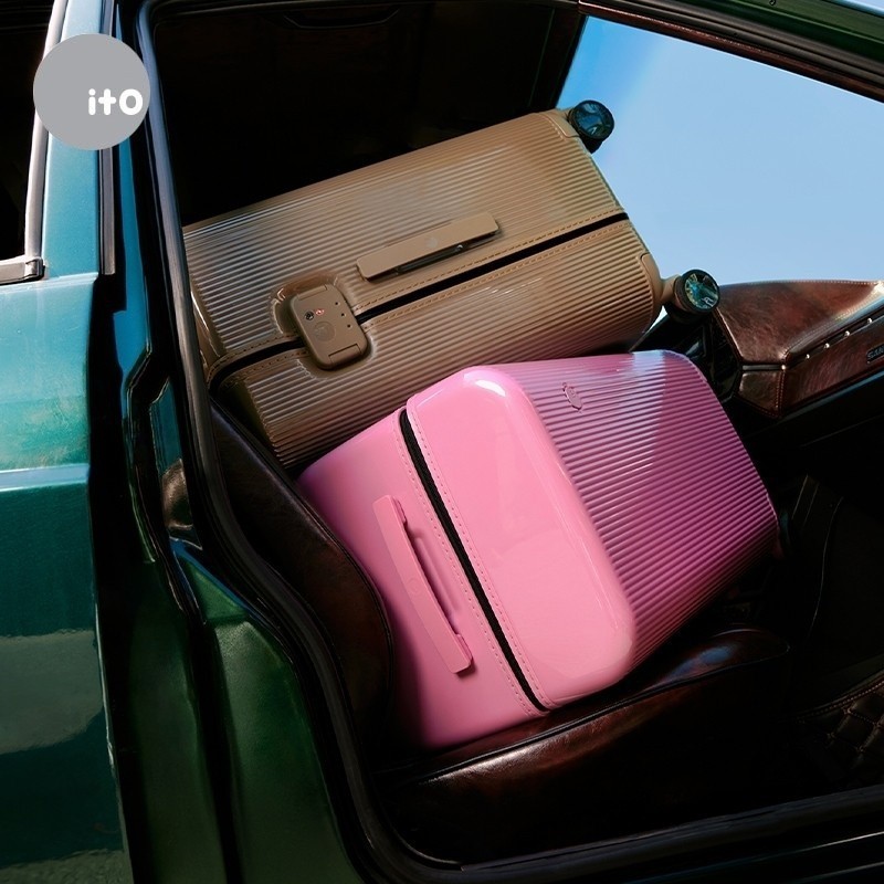 ITO PISTACHIO 2 STRIPED 26 นิ้ว ทรง Trunk - กระเป๋าเดินทาง 26 นิ้ว Hard Case สีนีออน ใหม่