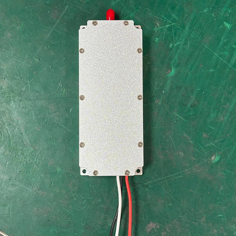 โมดูลขยายกำลัง 50w สำหรับคลื่นความถี่ 900m 1.2g 1.5g 2.4g 5.8g สามารถปรับแต่งเซ็นเซอร์ fpv ได้