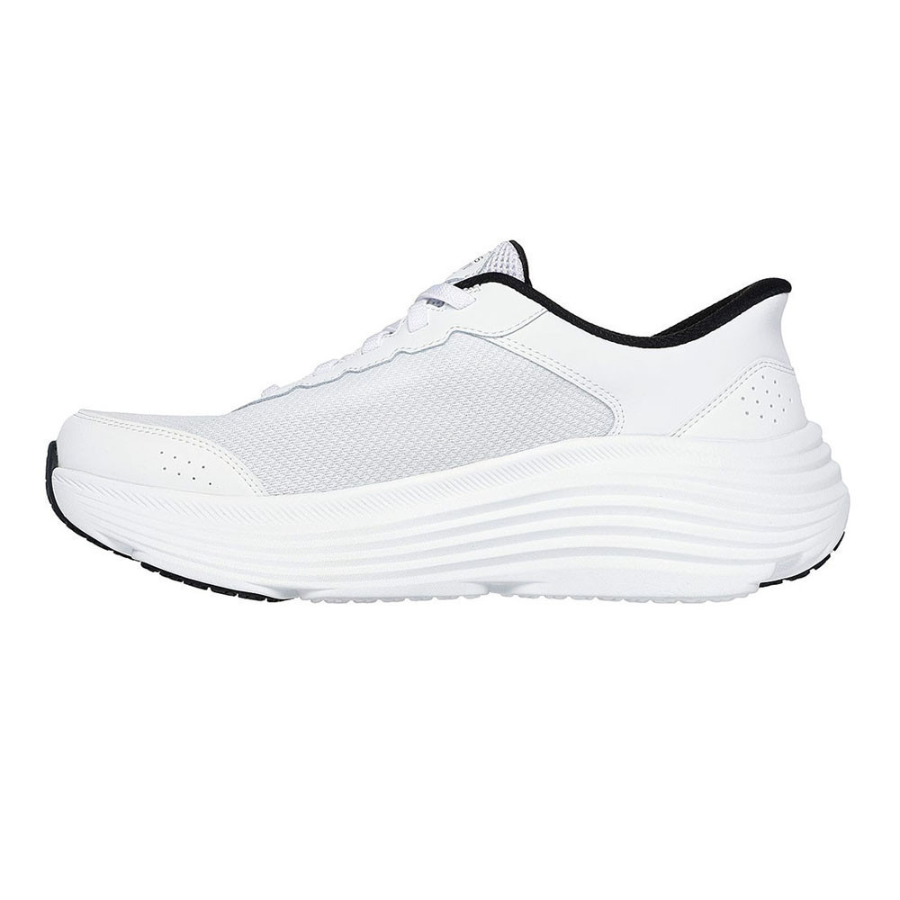 Skechers สเก็ตเชอร์ส รองเท้าผู้ชาย Men Slip-ins Max Cushioning Endeavour Cardiva Shoes - 220610-WBK Air-Cooled Goga Mat