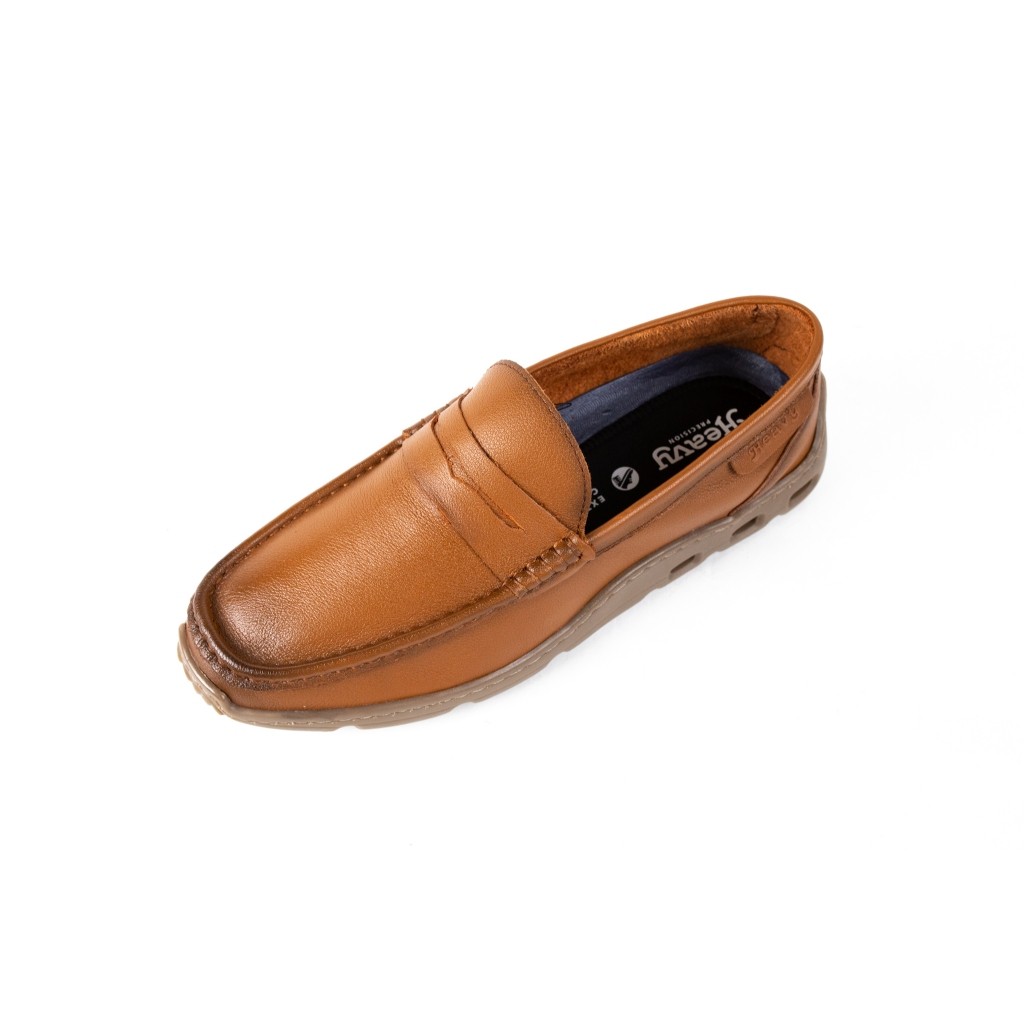 HEAVY SHOES รองเท้าผู้ชายแบบสวม VB6820 มี 2 สี
