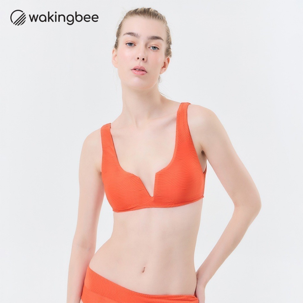 Wakingbee Veranda Bra (Tomato) บราว่ายน้ำ ทรงสวย คอวีคัท ผ้ามีลายในตัว ผ้ากันยูวี แห้งไว มีฟองน้ำเสริมถอดได้