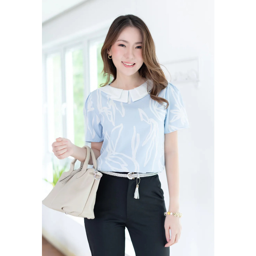 Narinari : NT2473 Folded Collar Blouse