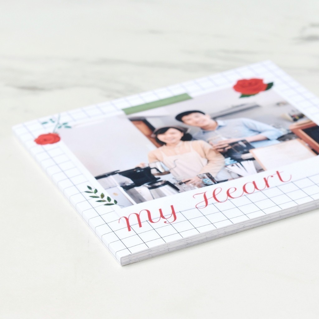 Photobook: โฟโต้บุ๊คปกอ่อน 6x6 อัลบั้มรูป ของขวัญวันครบรอบ - แต่งเองบนเว็บ, 40 หน้า