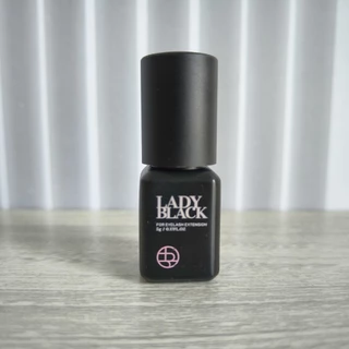กาวต่อขนตา Lady Black เลดี้แบล็ค สีดำ ขนาด5ml กาวต่อขนตาสำหรับมืออาชีพ ของแท้💯 นําเข้าจากเกาหลี 💝ส่งไวในไทย
