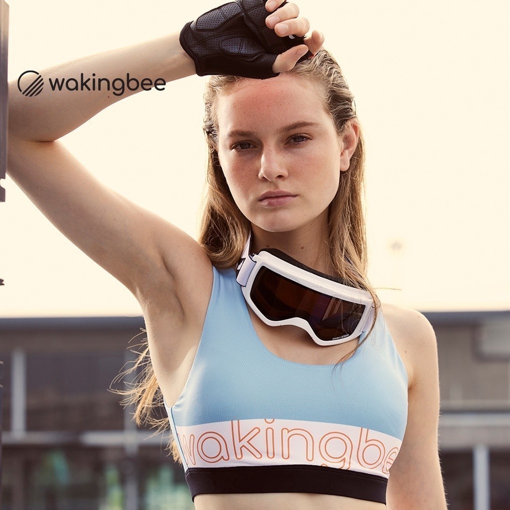 Wakingbee Racing Bra (Blue) สปอร์ตบรา ผ้ากันยูวี แห้งไว ใส่ออกกำลังกาย และว่ายน้ำได้ มีฟองน้ำ