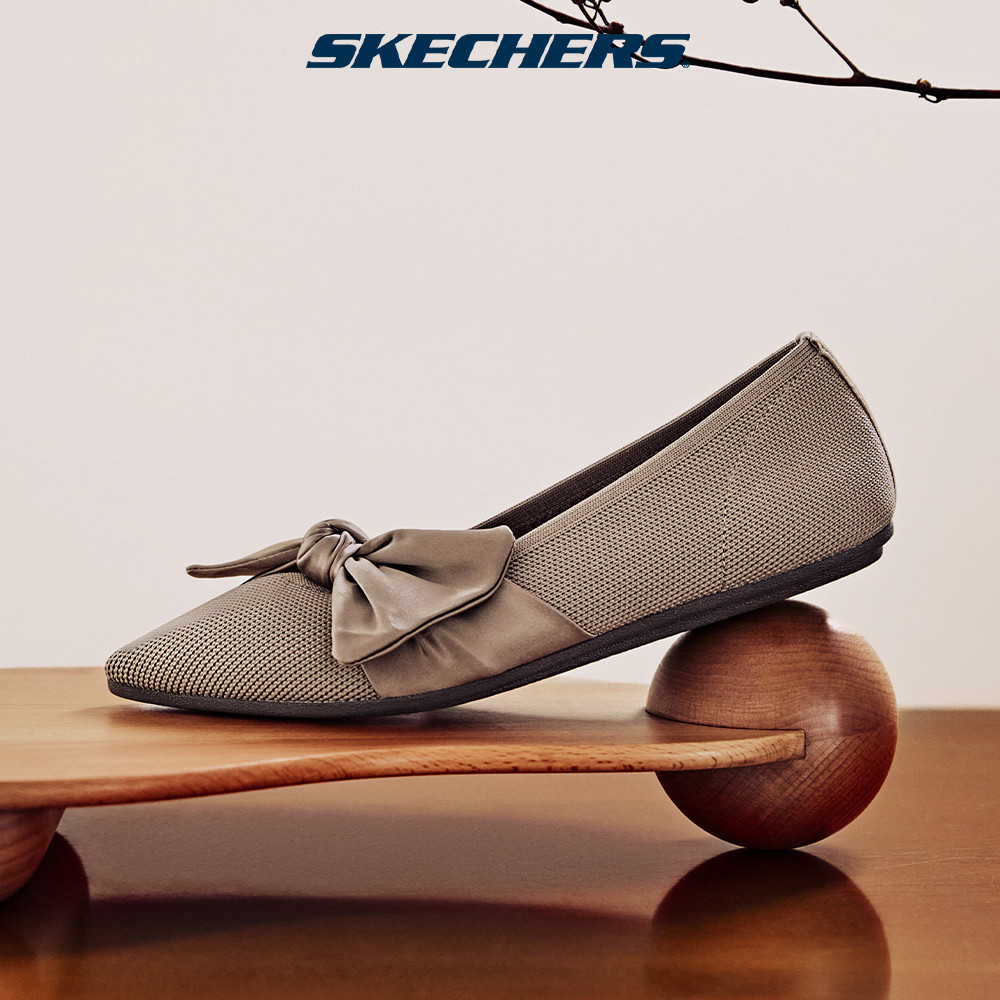 Skechers สเก็ตเชอร์ส รองเท้า ผู้หญิง Modern Comfort Cleo Point Shoes - 158930-MOC