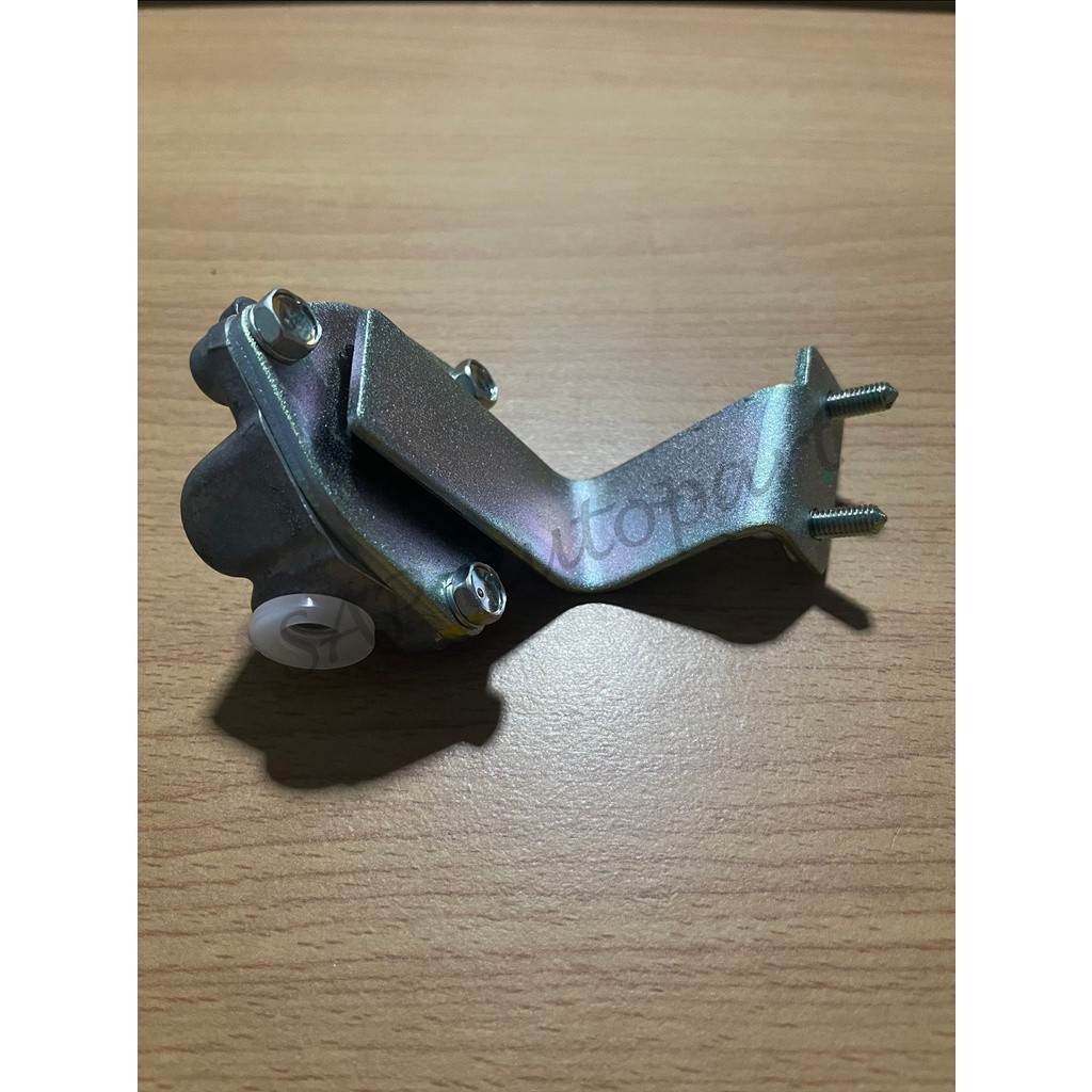 แท้จากศูนย์! เซฟตี้คลัทช์ (ตัวช่วยคลัทช์) Isuzu DMAX ดีแม็ก ปี 2003-2011 (8-97943 171-0)