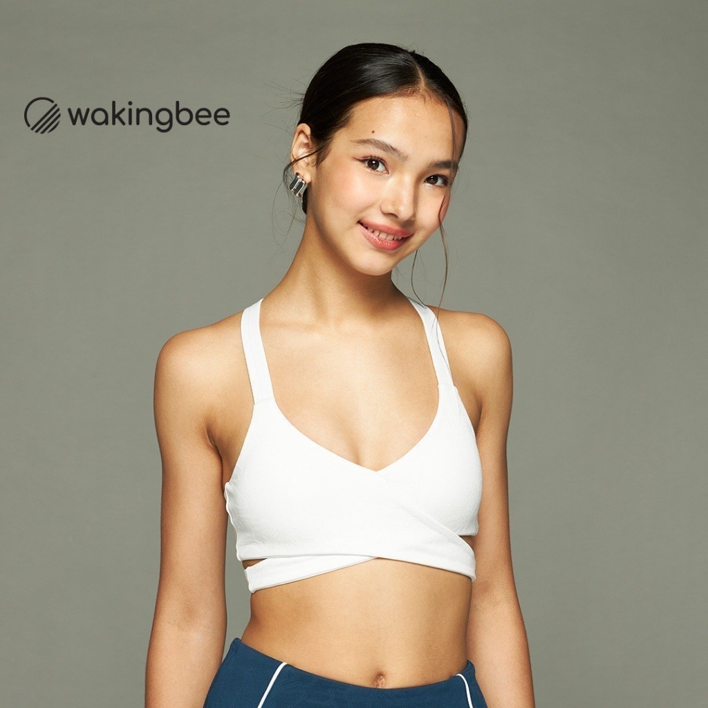 Wakingbee by Mark Kim WB Bra (White) สปอร์ตบรา รุ่นขายดีที่สุด ผ้าพิเศษมีลายในตัว ทรงสวย ใส่ได้ทั้งออกกำลังกายและว่ายน้ำ