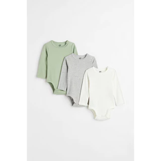 H&M(เอชแอนด์เอ็ม) บอดี้สูทเนื้อผ้าถักลายแพ็ค 3 ชิ้น เด็กอ่อน 993598_21