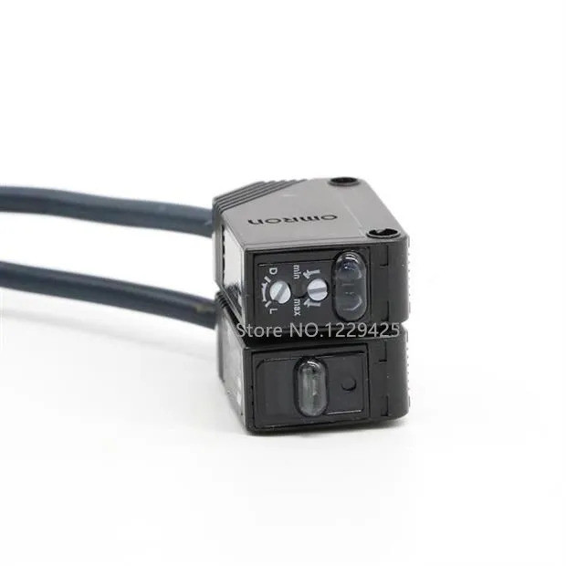 <0> สวิตช์เซ็นเซอร์โฟโตอิเล็กทริค E3Z ใหม่ ของแท้ E3Z-D61 D62 E3Z-D81 E3Z-D82 E3Z-R61 E3Z-RR81