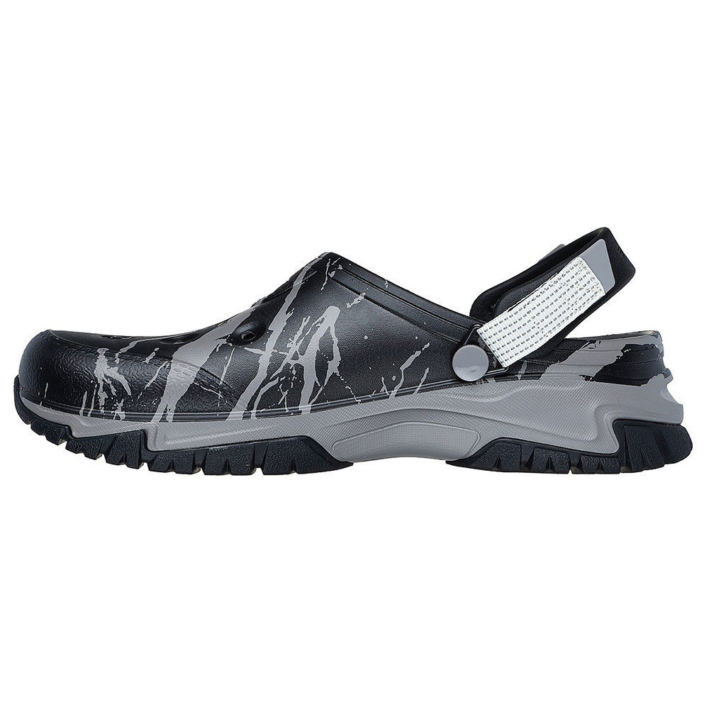 Skechers สเก็ตเชอร์ส รองเท้าผู้ชาย Men Foamies Arch Fit Outdoor Detour Shoes - 243342-BKGY