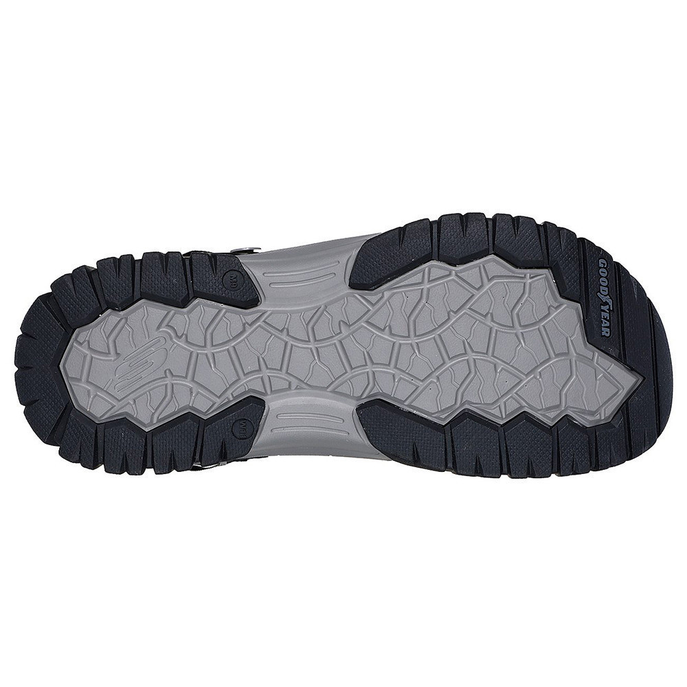 Skechers สเก็ตเชอร์ส รองเท้าผู้ชาย Men Foamies Arch Fit Outdoor Detour Shoes - 243342-BKGY